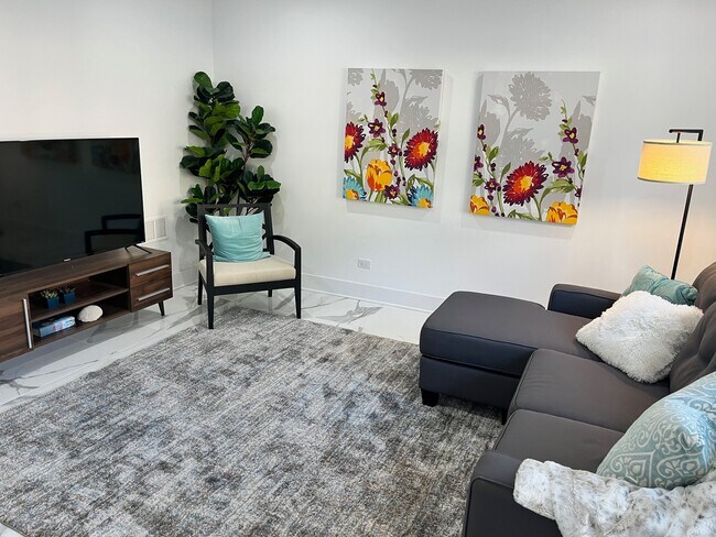 Building Photo - 8146 Lincoln Ave