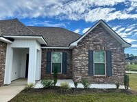 Building Photo - 126 Pne Lk Rd