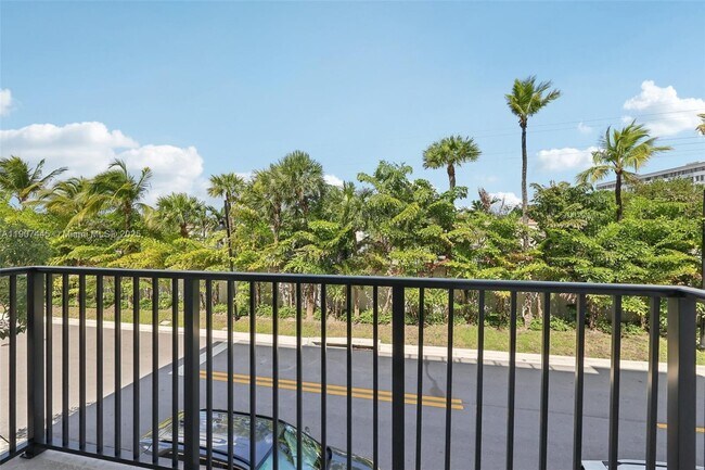 Building Photo - 8001 NW 41st St