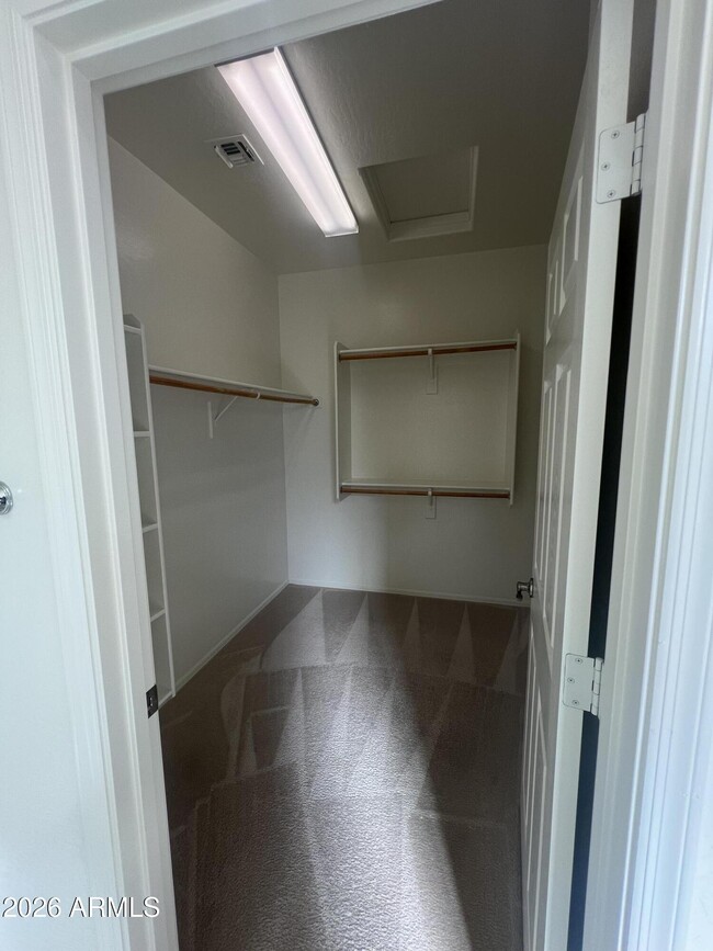 Building Photo - 739 N 156th Ln