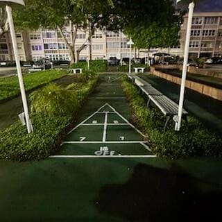 Building Photo - 330 SE 2nd St