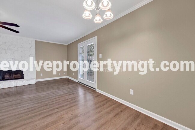 Building Photo - 1170 Simmonsridge Dr