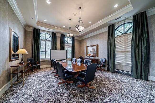Building Photo - 3334 Peachtree Rd