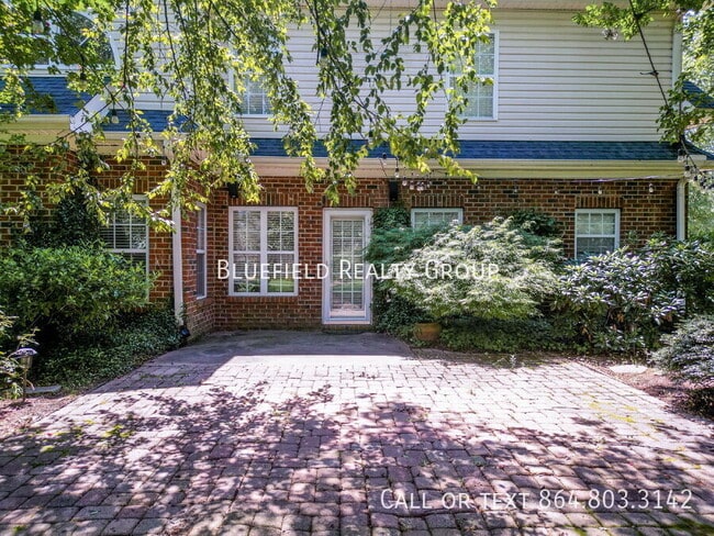 Building Photo - 343 Rhapsody Ln