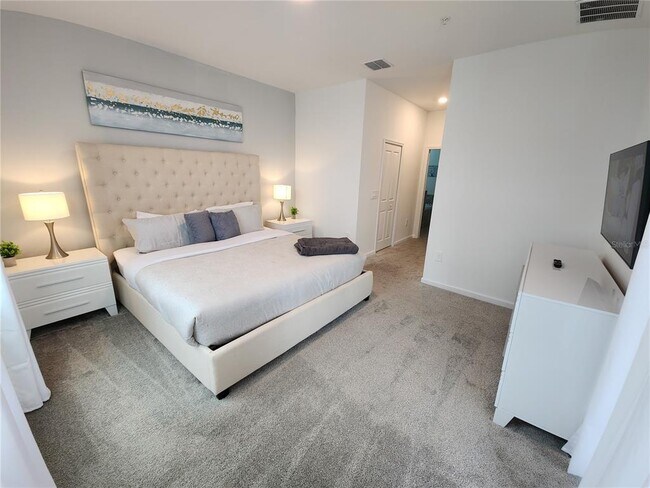 Building Photo - 8885 Cabot Cliffs Dr