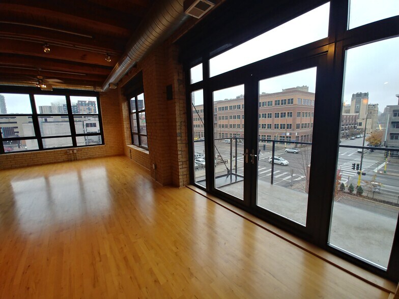 Building Photo - 607 Washington Ave S