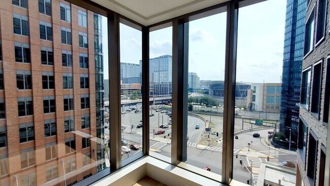 Building Photo - 135 Seaport Blvd