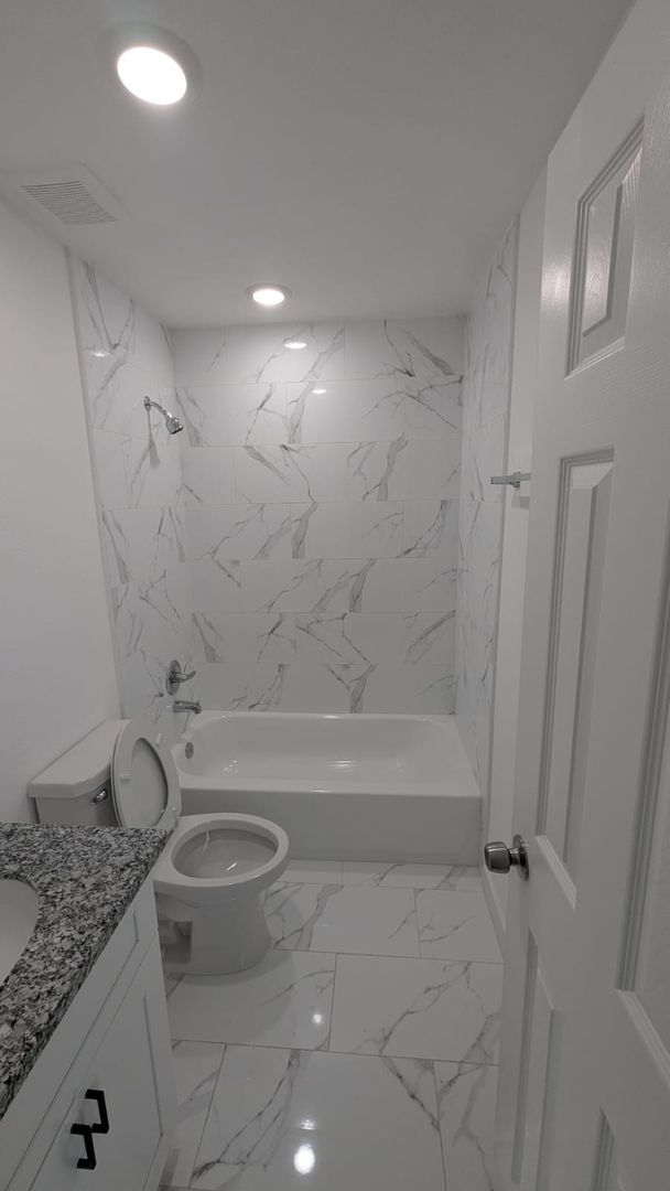 Building Photo - ? Your Houston Dream Home – 3 Beds & 2.5 B...