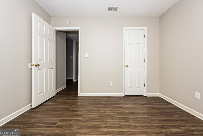 Building Photo - 236 Brandon Ridge Cir