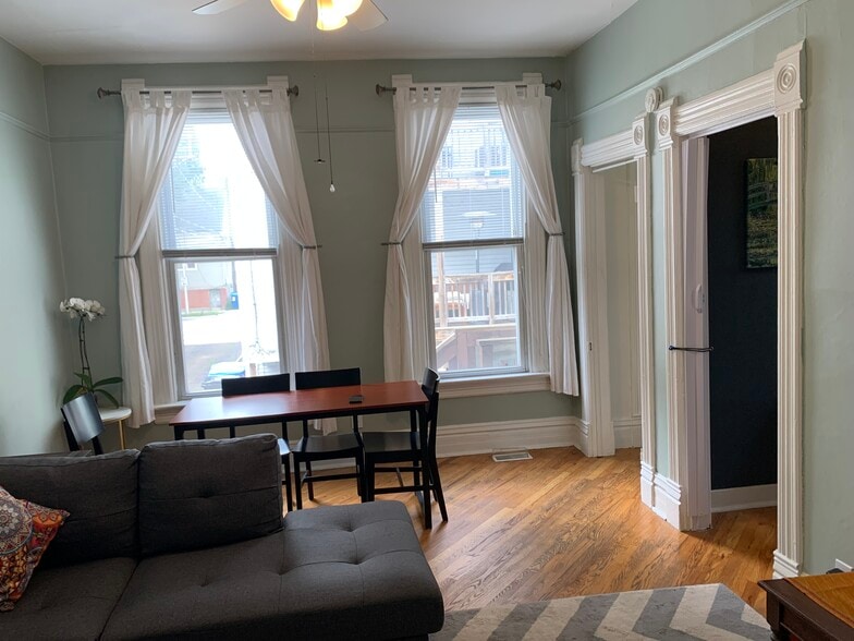 Living Room - 3015 N Clifton Ave