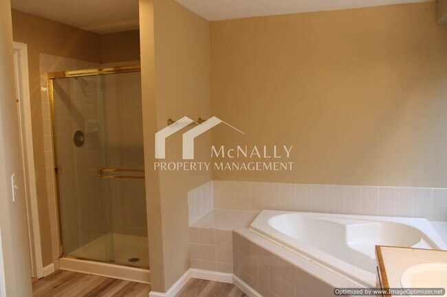 Building Photo - Lovely 3 bedroom Gig Harbor Home