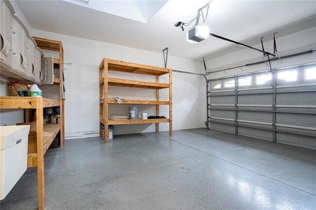 Building Photo - 8419 Whispering Woods Ct