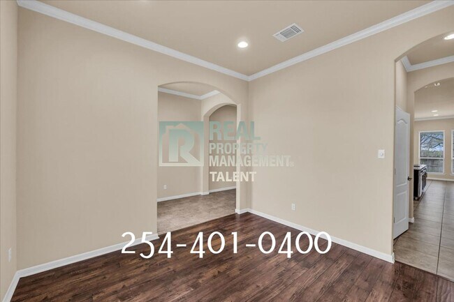 Building Photo - 10307 Bryson Dr