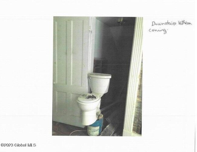 Building Photo - 48 Salem St