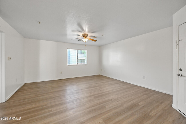 Building Photo - 3065 N 67th Ave