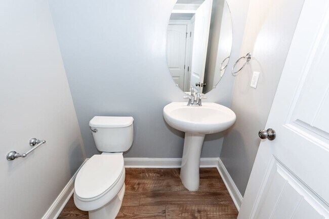 Building Photo - 3437 Fairwater Pl