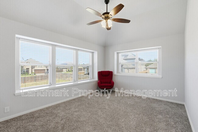 Building Photo - 310 Marigold Ct