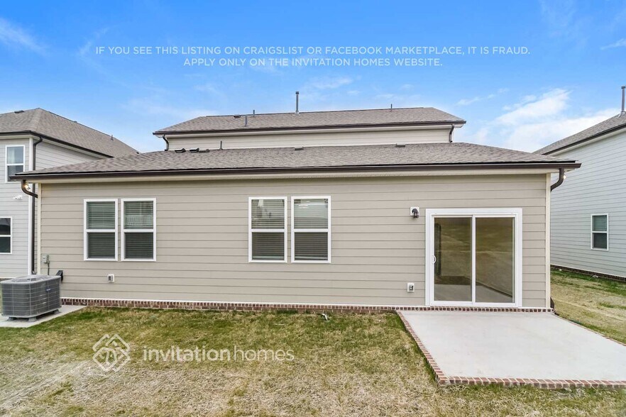 Building Photo - 253 W Millbrook Dr