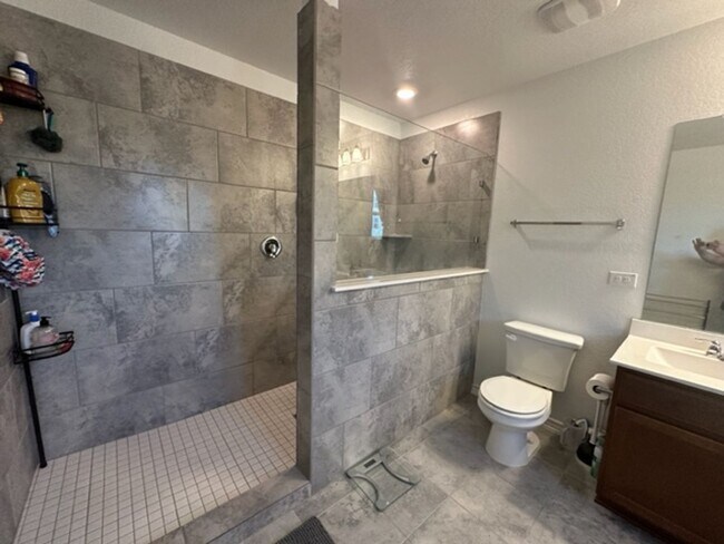 Building Photo - Coming soon... Beautiful 3 bedroom 2 bath ...