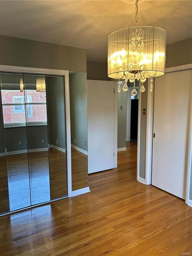 Building Photo - 7227-7229 Balson