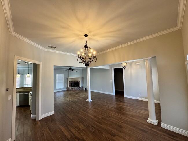 Building Photo - Gated Community close to Barksdale Air For...