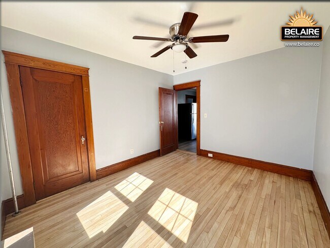 Building Photo - 107 2nd St