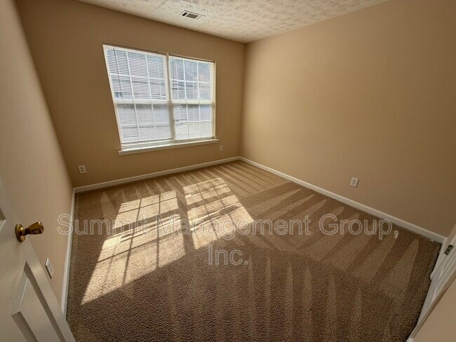 Building Photo - 3965 Brushymill Ct