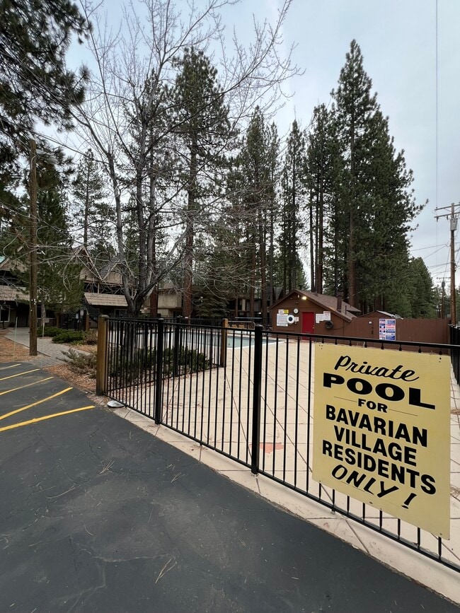 Building Photo - 1120 Herbert Ave