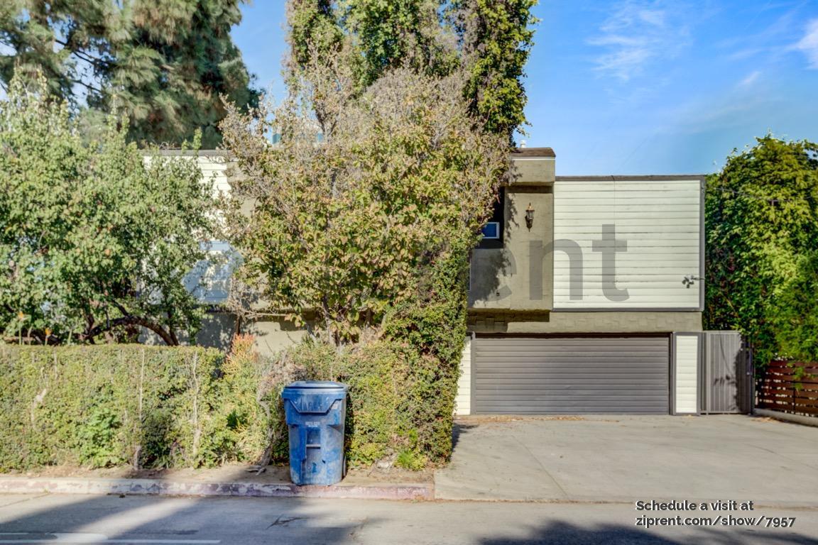 Building Photo - 4506 Saugus Ave