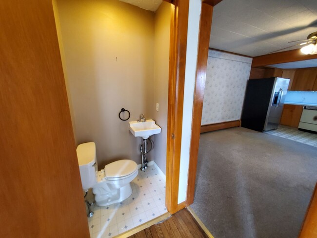 Building Photo - Slate Belt 3 Bedroom 1.5 Bath Home in Pen ...