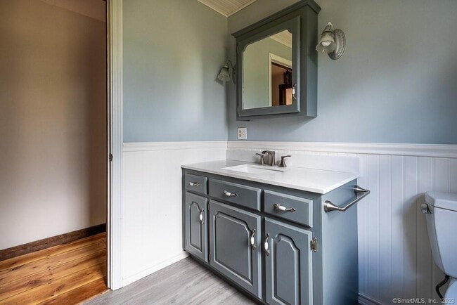 Building Photo - 131 Hemlock Dr