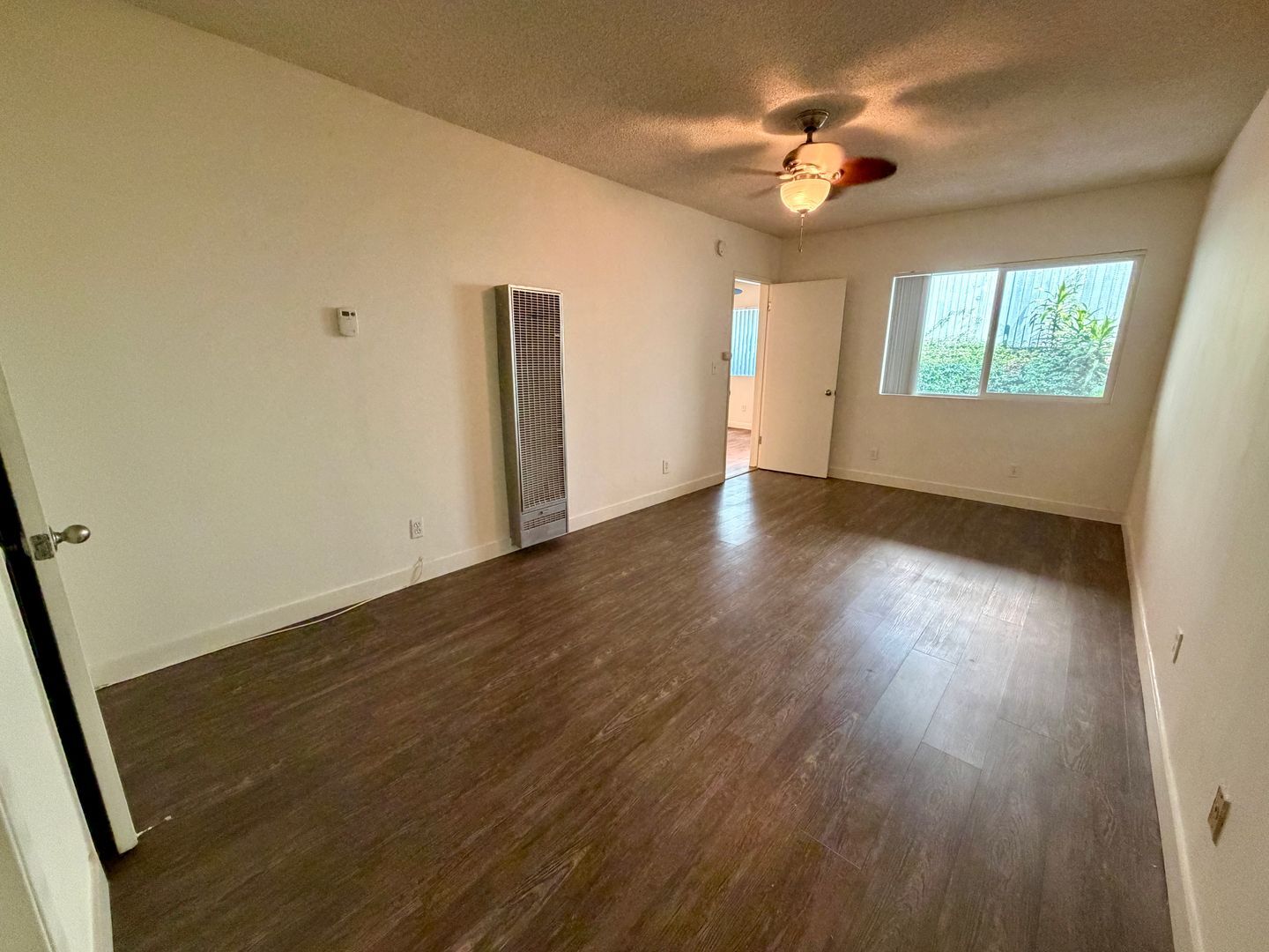 Building Photo - 12618 Pacific Ave