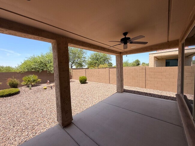 Building Photo - 2 Bed 2 Bath + Den Long-Term Rental in Anthem at Merrill Ranch!