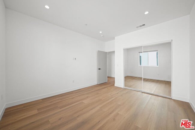 Building Photo - 13692 Erwin St