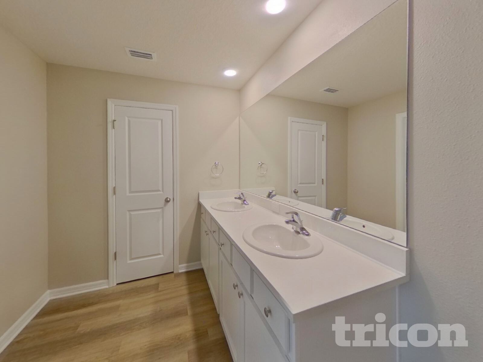 Building Photo - 10734 Hidden Banks Gln