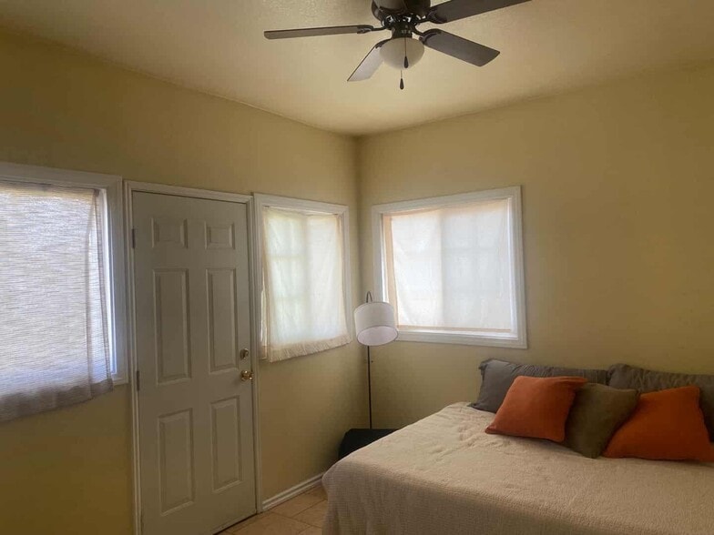 Building Photo - 12145 161st St