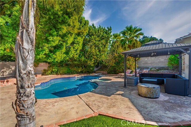 Building Photo - 21711 Mulholland Dr