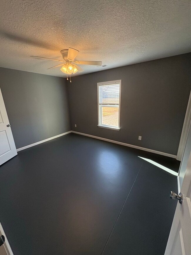 Building Photo - Great home!