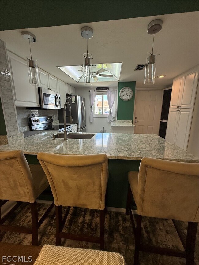 Building Photo - 25275 Rampart Blvd