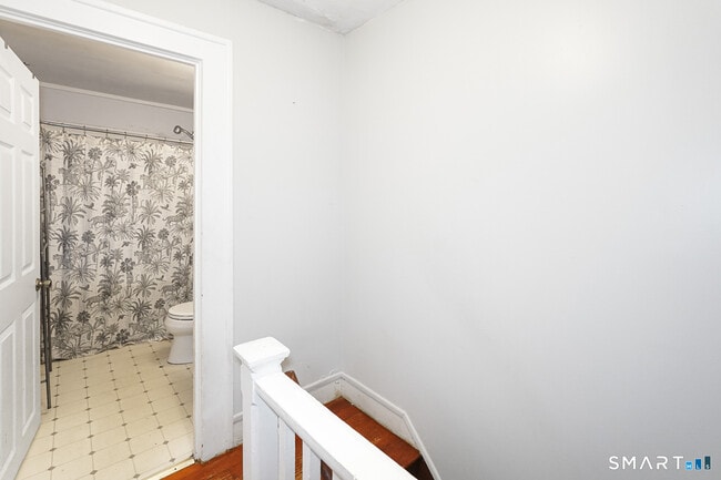 Building Photo - 30 Edgewood St