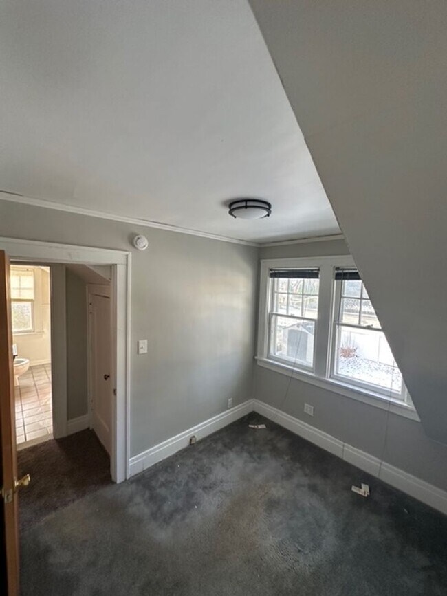 Building Photo - 25 Meech Park