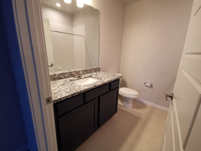 Building Photo - 2261 Buttercup Ln