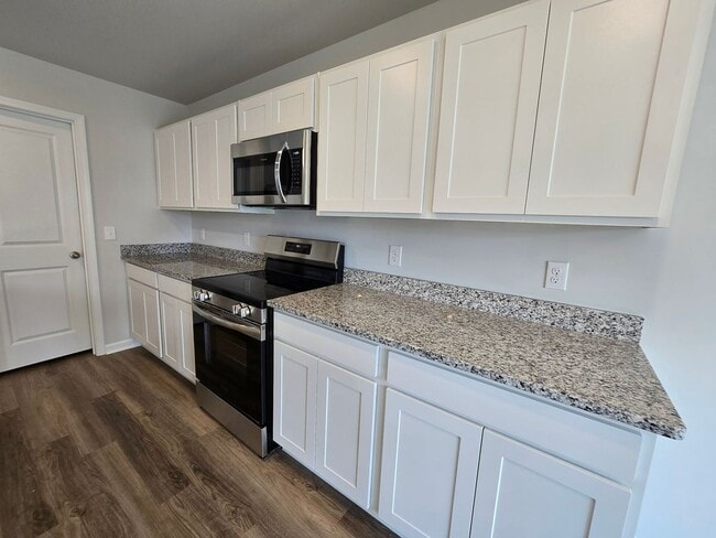 Building Photo - For Rent - Coastal Living Near Sunset Beach!