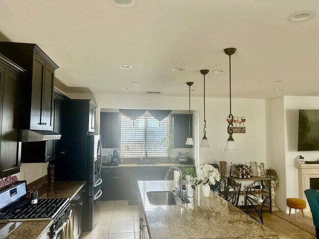 Building Photo - 18076 Calaveras Dr