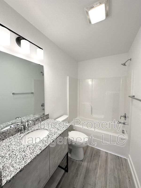 Building Photo - 1070 Boardwalk Ave