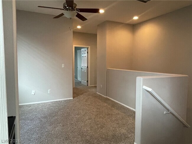 Building Photo - 5530 Spiceberry Dr