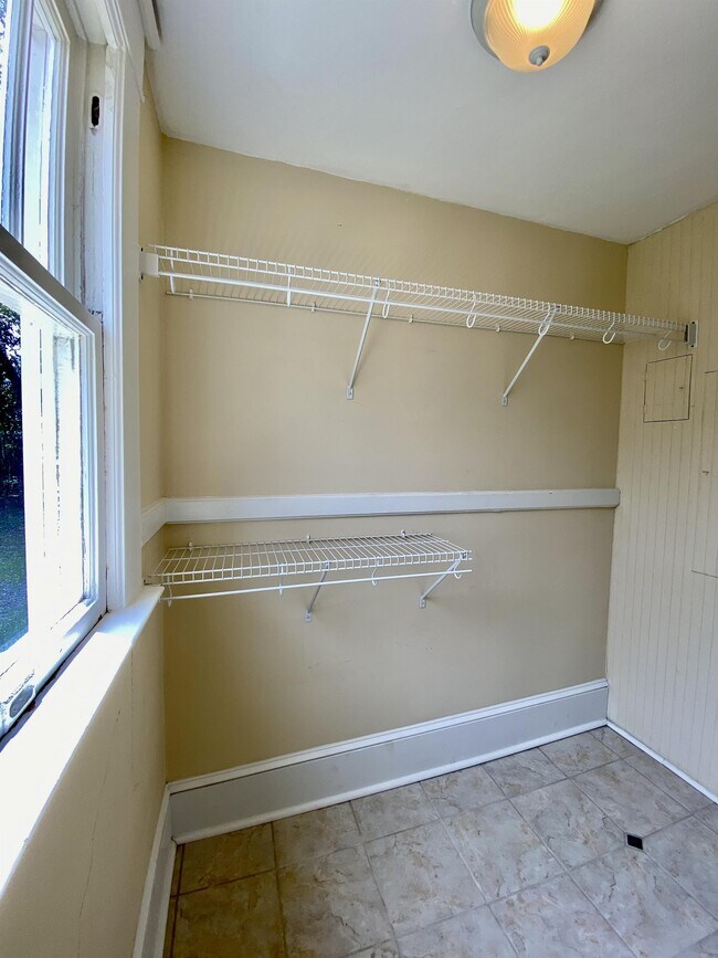 Building Photo - 1105 Virginia Ave