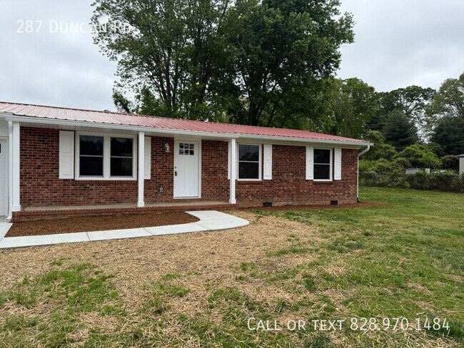 Building Photo - 287 Duncan Rd