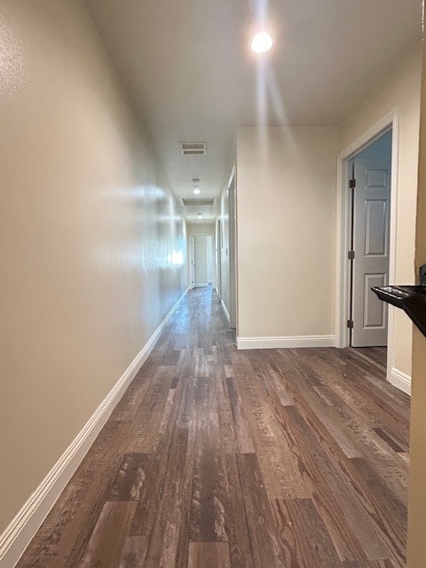 Building Photo - 213 1/2 E 84th Pl