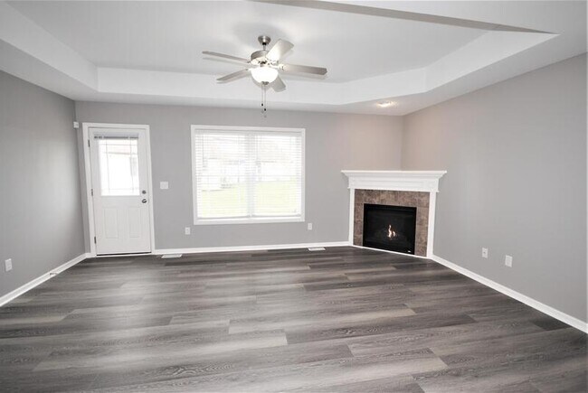 Building Photo - 4821 E Highland Pkwy